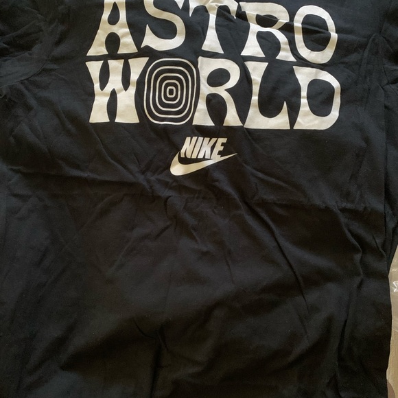 Astroworld nike tee size L